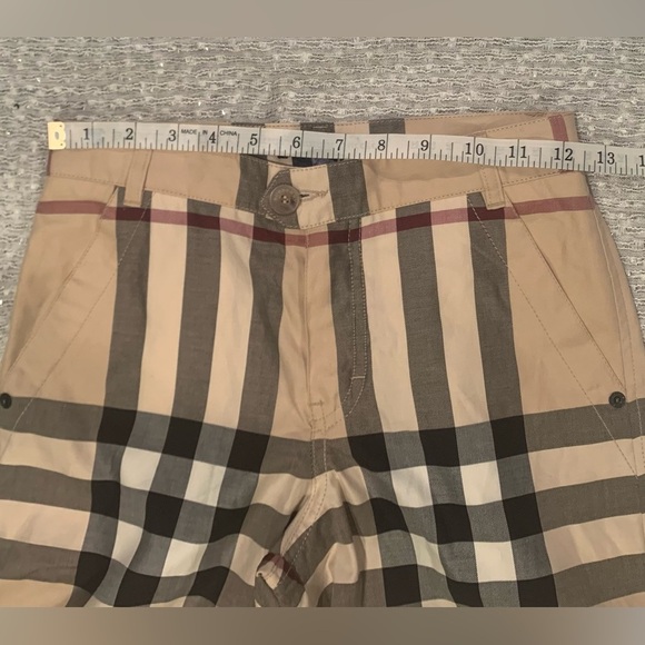 Burberry Nova Checkered Bermuda Kids Shorts - Beige and Red NWT - Picture 10 of 12